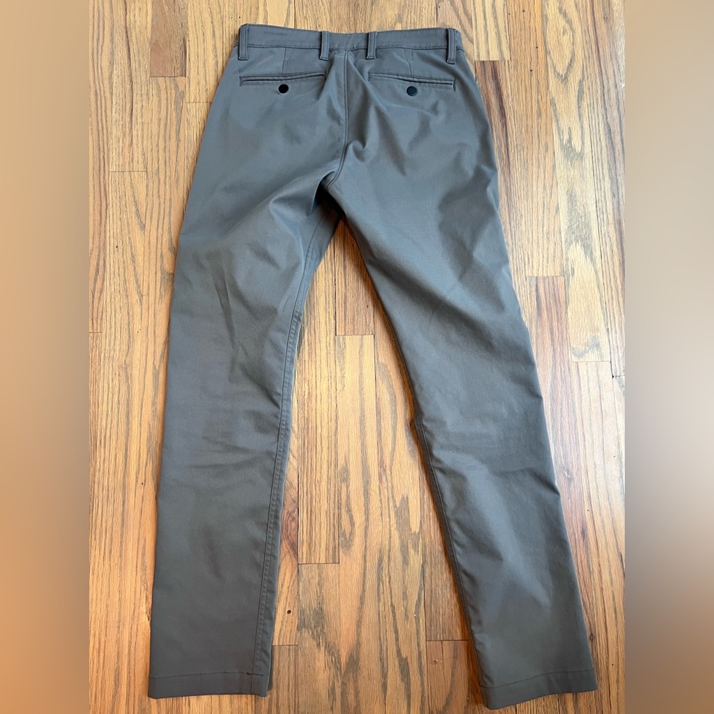 Gray no-wrinkle dress pants
